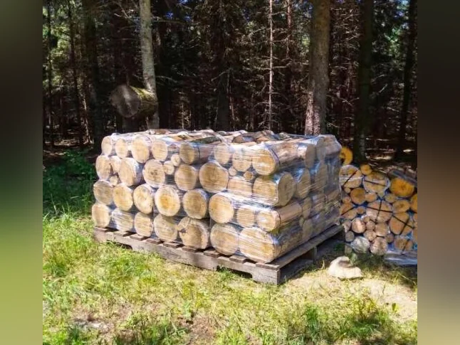 Bois de chauffage (40$) et bois feu de camp (5$/paquet, min 10 paquets). Livraison St-Georges et environ thumbnail 2