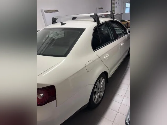 jetta 2.0T thumbnail 6