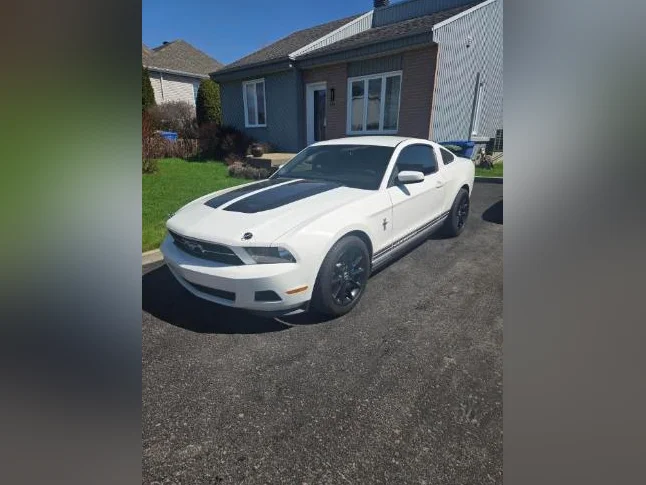 Mustang 2011 à vendre