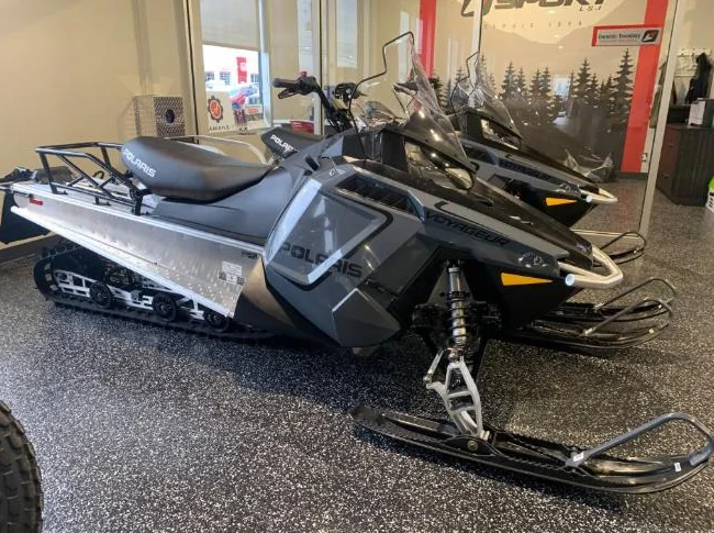 polaris voyageur 155 2023 1275 km comme neuf
