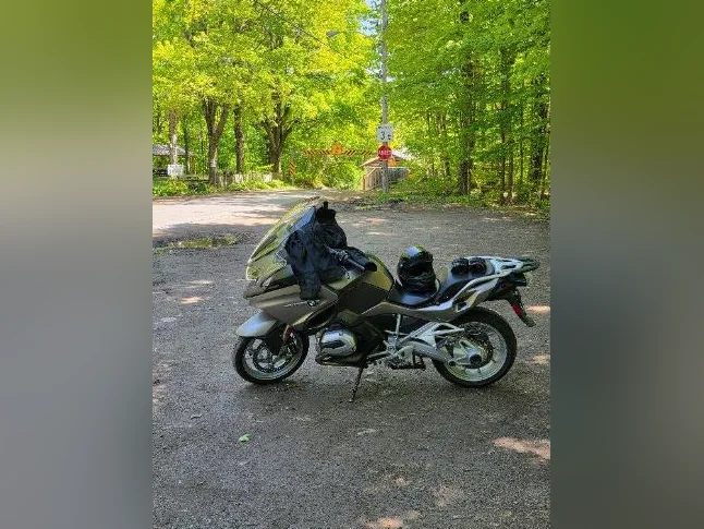 bmw r1200rt thumbnail 2