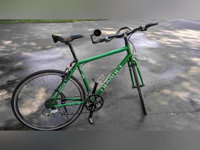 Vélo hybride haute performance Devinci