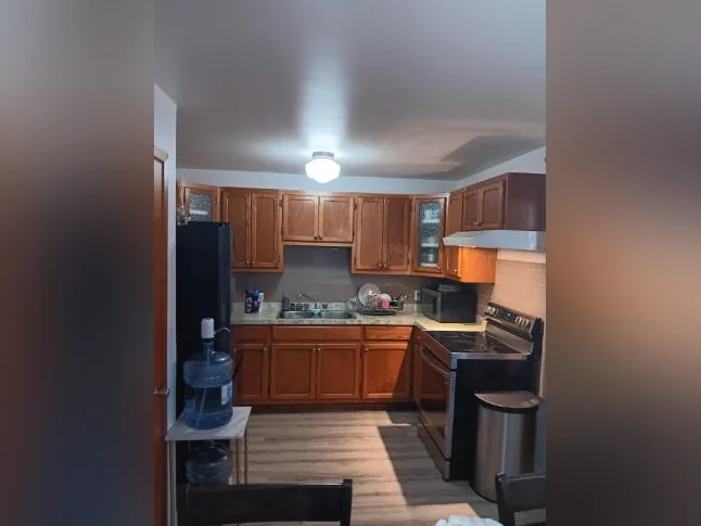 🏡Grand 5 1/2 à Longueuil – 3 chambres – Disponible 1er août 2026 – 1 600$ca - Rive-Sud Montréal thumbnail 6