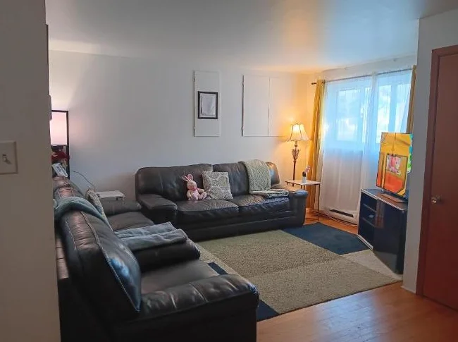 🏡Grand 5 1/2 à Longueuil – 3 chambres – Disponible 1er août 2026 – 1 600$ca - Rive-Sud Montréal thumbnail 2