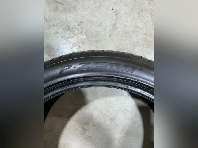 2 Pneus 21" Pirelli été P ZÉRO 265/40R21 thumbnail 3