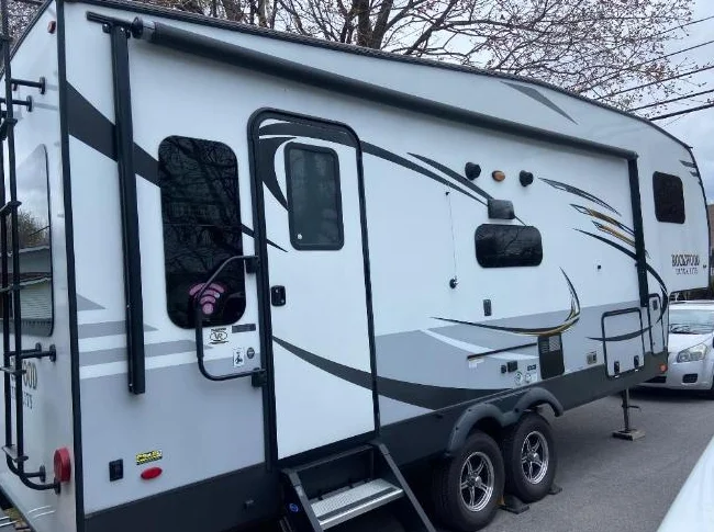 Roulotte fifth wheel 2020