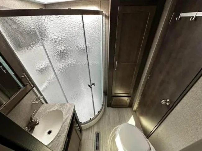 Roulotte fifth wheel 2020 thumbnail 10