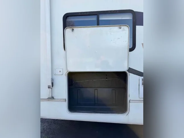 MOTORISÉ WINNEBAGO CLASSE C thumbnail 5