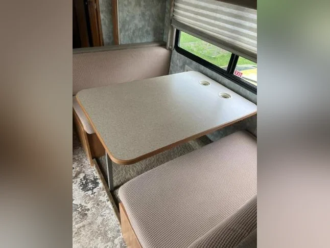 MOTORISÉ WINNEBAGO CLASSE C thumbnail 8