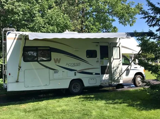 MOTORISÉ WINNEBAGO CLASSE C thumbnail 3
