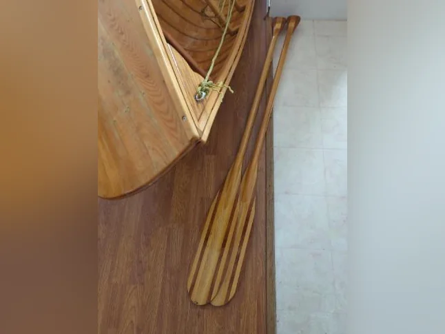 Canoe en bois de cèdre thumbnail 3