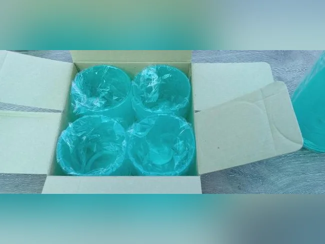 Verres en acrylique. thumbnail 3