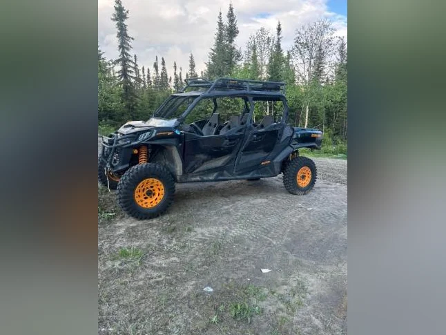BRP Can-Am Commander MAX XT-P 1000R 2022 thumbnail 3
