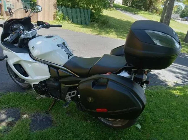 Suzuki 1250fa 2014 blanc 4000.00$ thumbnail 7