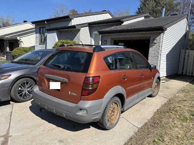 Pontiac Vibe 2004 thumbnail 3