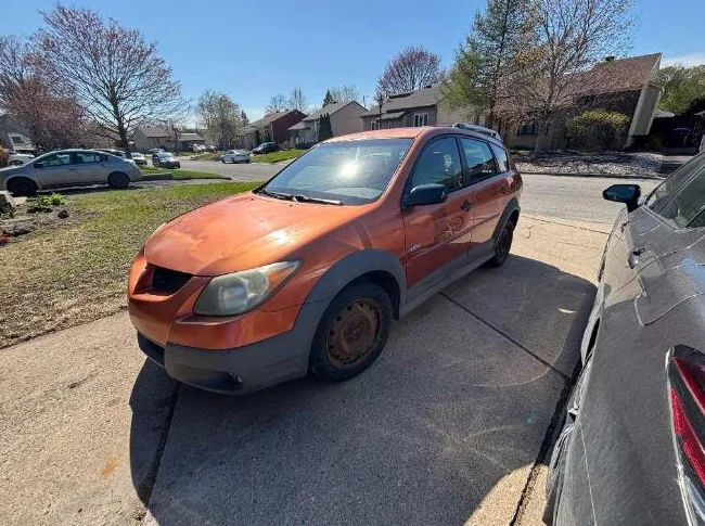 Pontiac Vibe 2004 thumbnail 2