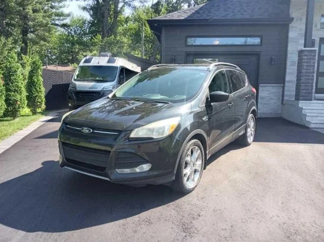 Ford escape se 4x4 démarreur a distance caméra de recule siege chauffant beaucoup plus prix ferme thumbnail 5