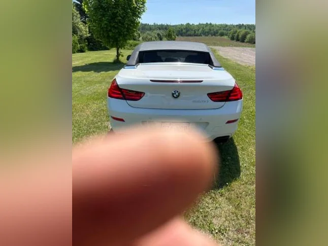 BMW 650i convertible thumbnail 3