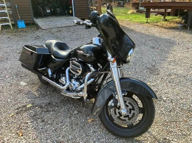 Moto Harley Davidson thumbnail 3