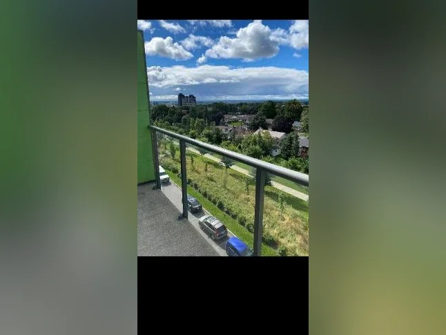 Appartement - GRAND 3 1/2 de 940 pi2 à Sainte-Foy thumbnail 5