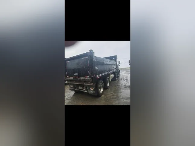 A vendre camion 12 roues Kenworth 2004 avec permis région 01 thumbnail 4