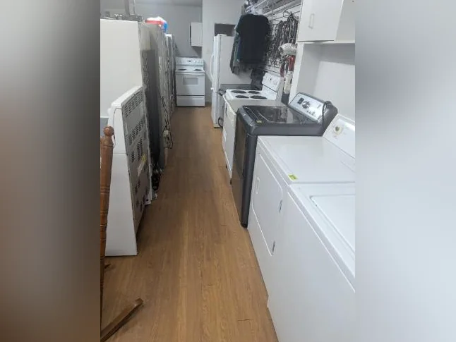 Meuble au 355 jolliet thumbnail 9