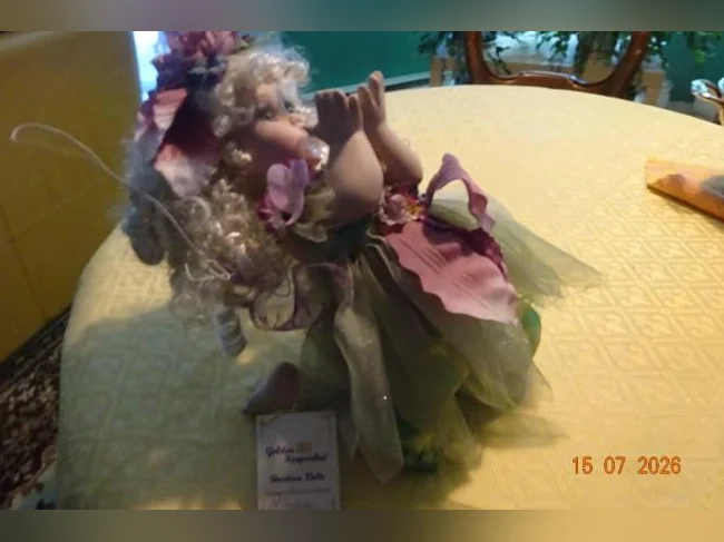 poupées tête de porcelaine de collection thumbnail 4
