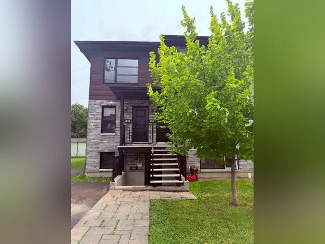 TRÈS GRAND 5½ NEUF (2022) 1 300 pi² Saint-Hubert | Disponible 1er août 1950$/mois thumbnail 7