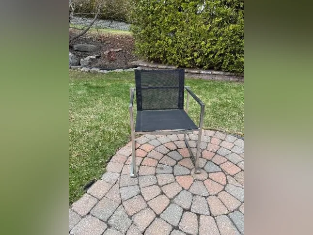 Chaises de table thumbnail 3