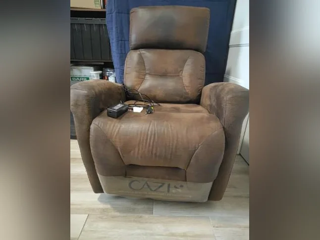 Fauteuil électrique brun fonce