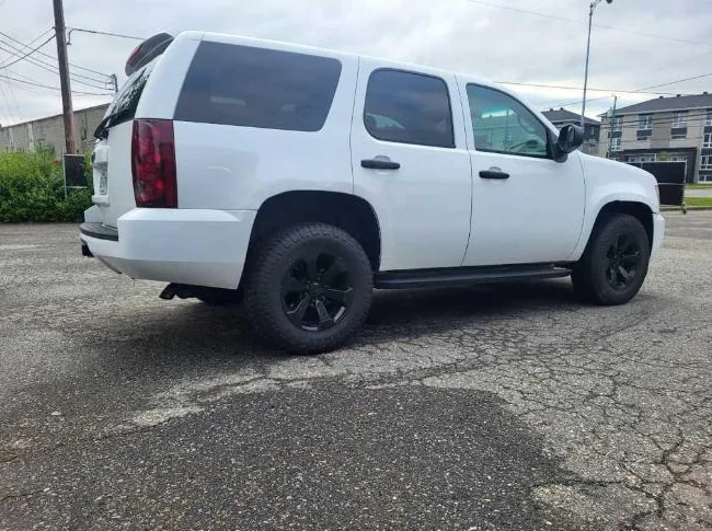 CHEVROLET TAHOE 2011 thumbnail 2