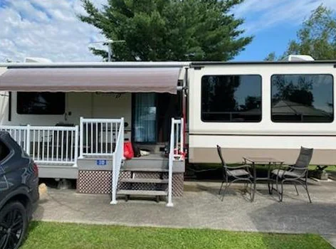 Roulotte 2015 - CEDAR CREEK 40 pieds (Model CCK40)