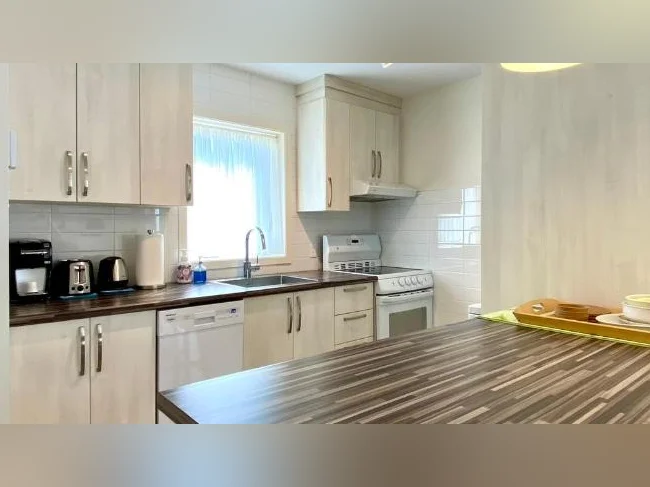 Appartement 3 1/2 à louer thumbnail 4