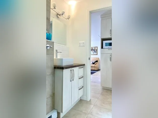 Appartement 3 1/2 à louer thumbnail 8