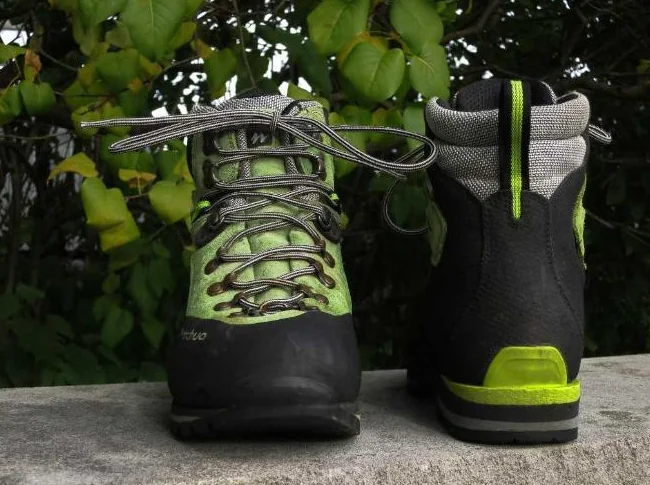 Bottes de randonnée pédestre - Homme Taille 8.5 / 42 - Négociable thumbnail 3