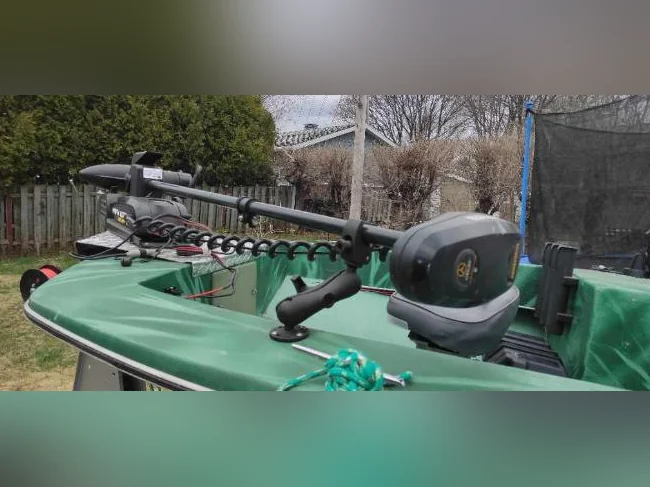 Le bateau est entièrement équipé pour la pêche thumbnail 8
