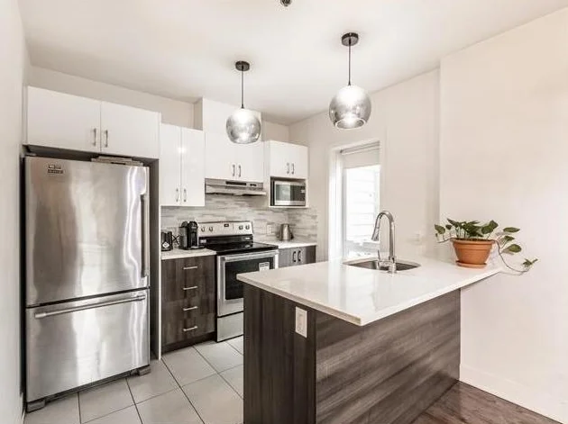 Condo 4½ lumineux + balcon privé, St-Henri — libre 1er août