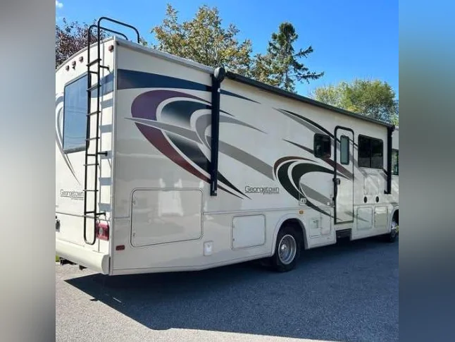 2016 Forest River Georgetown GT3 31 pieds - 69,500$ thumbnail 3