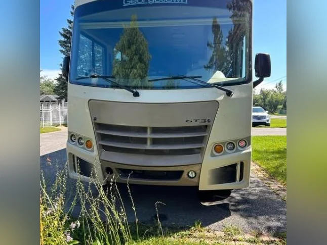 2016 Forest River Georgetown GT3 31 pieds - 69,500$