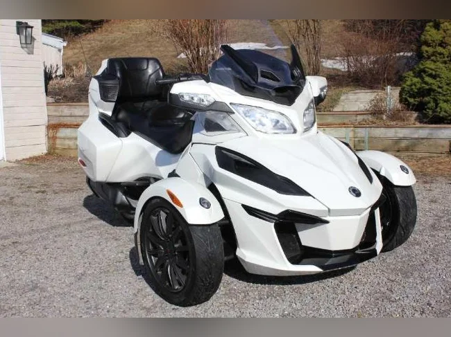 Can Am Spyder RT manuelle 2018  21600KM thumbnail 2