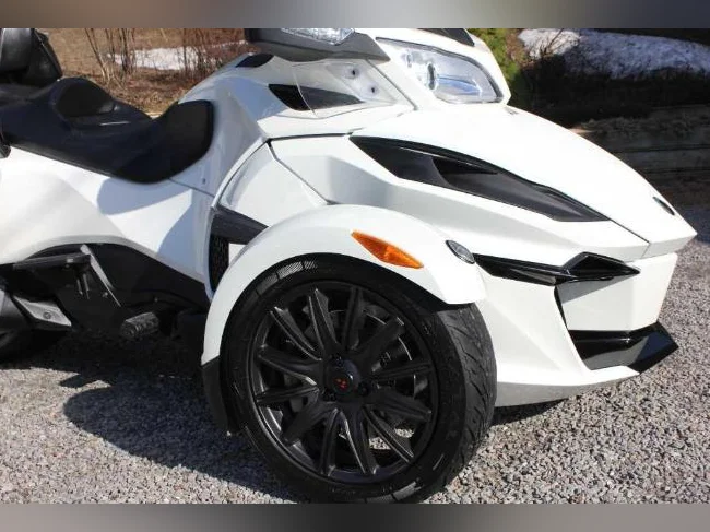 Can Am Spyder RT manuelle 2018  21600KM thumbnail 3