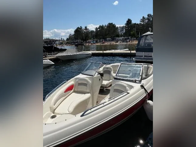 Bateau Stingray 195 LR 2009 thumbnail 2