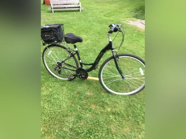 Bicycle de 26 po. thumbnail 5