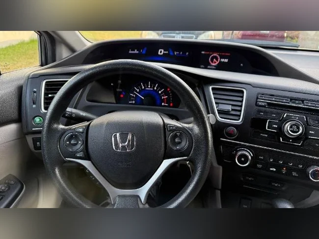 Honda Civic LX 2014 thumbnail 9