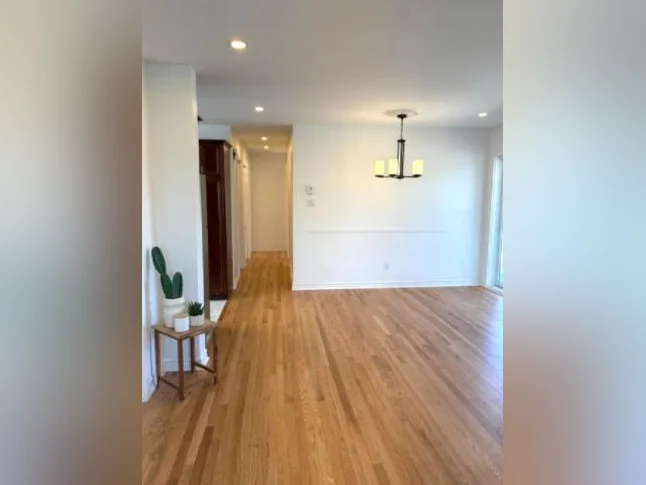 Grand 5 1/2 Terrasse privée libre 1er juin ou 1er juillet 1750$/mois 5 ELECTROS NEUFS FOURNIS