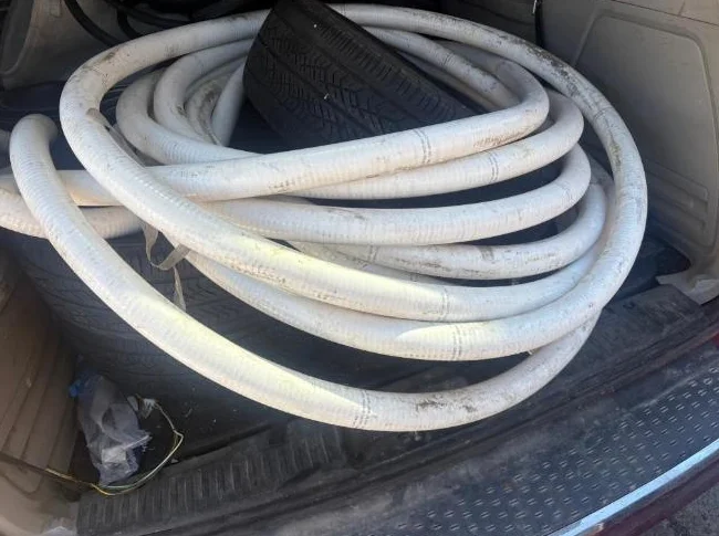 Boyau blanc idéal pour réaliser pare-chocs de quais marque pas une longeur de 60' 135$ et 30' 75$