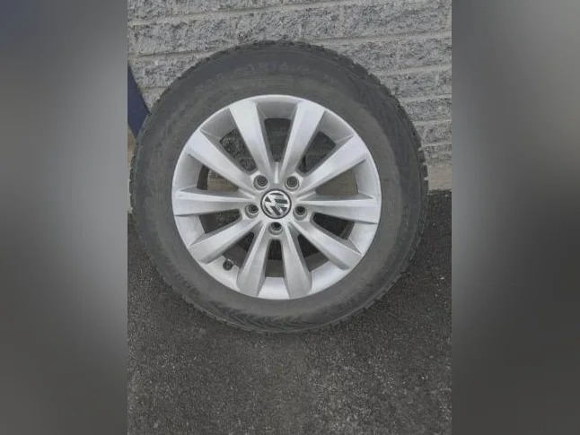Pneus 205/55/R17 91H