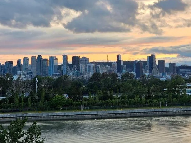 Superbe condo, tout inclus, à Saint-Lambert