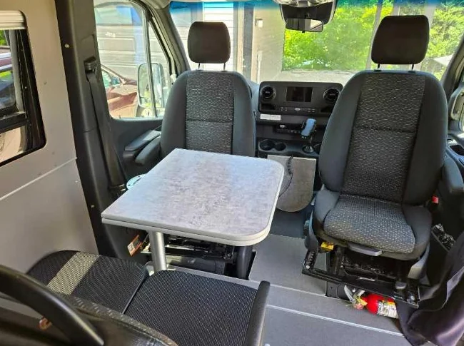 Safari Condo Mercédès, sprinter 3500 2019 XL Flex 22 pieds. Motorisé Classe B thumbnail 5