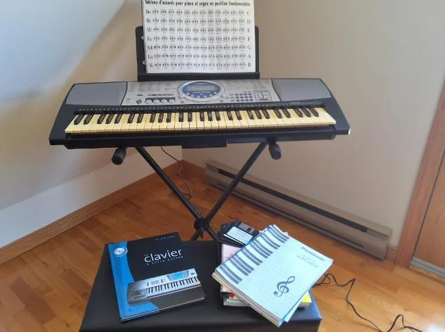 Clavier électronique Panasonic SX-KC600 avec banc (usagé/comme neuf) thumbnail 6